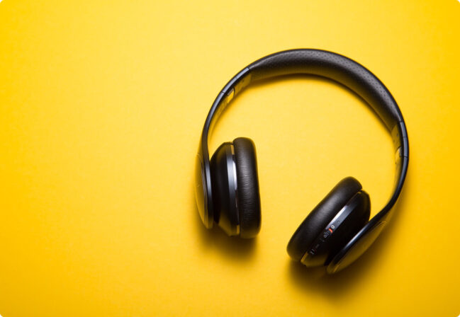d03-Img-headphones.jpg